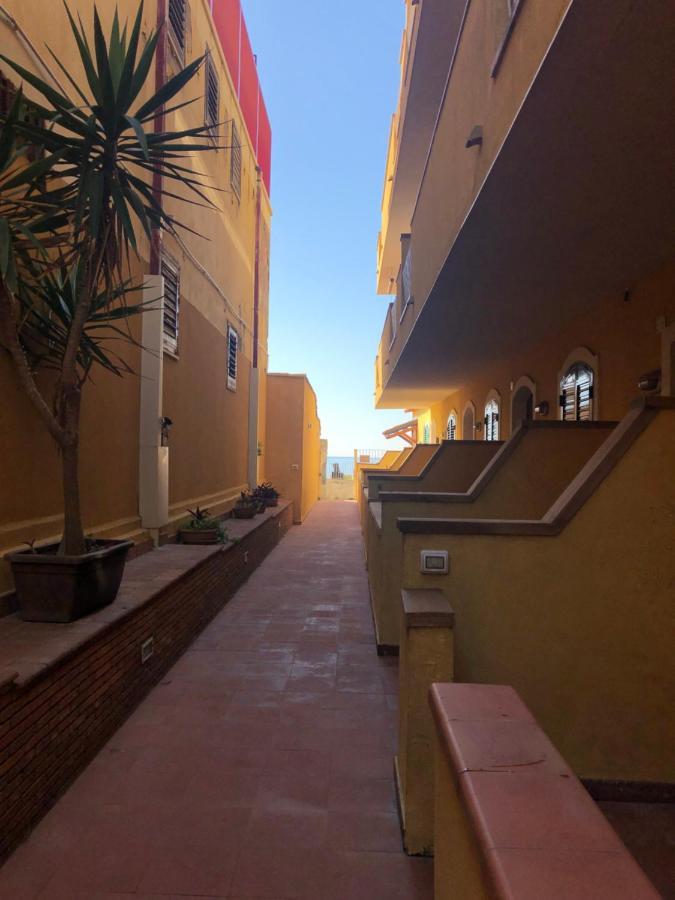 Beach Apartments Patrizia タオルミーナ エクステリア 写真