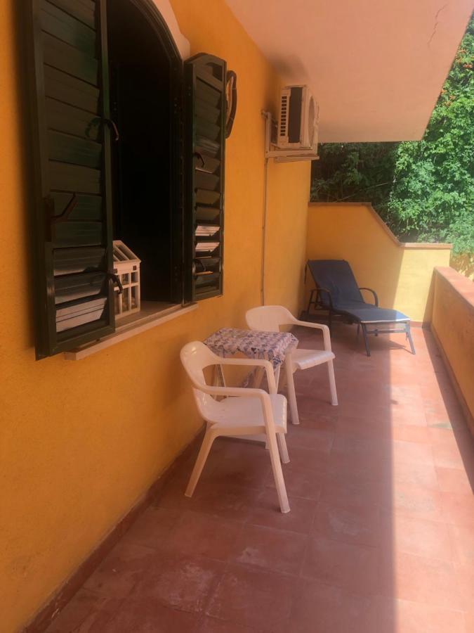 Beach Apartments Patrizia タオルミーナ エクステリア 写真