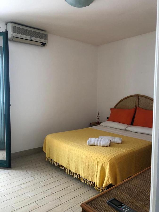 Beach Apartments Patrizia タオルミーナ エクステリア 写真