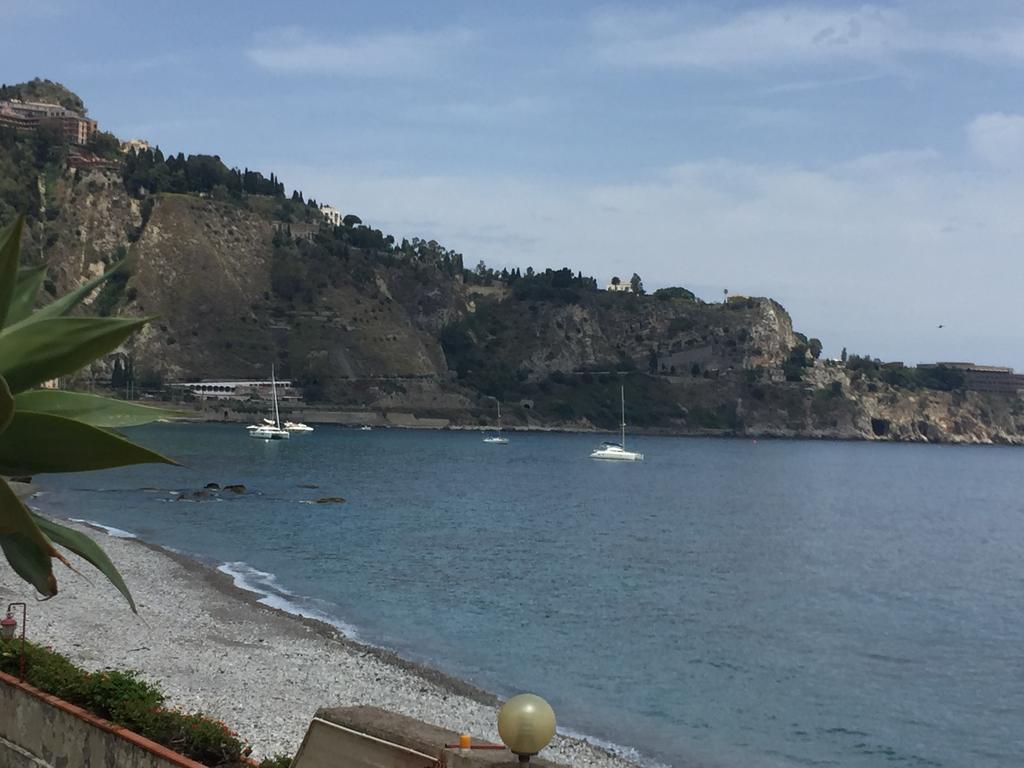 Beach Apartments Patrizia タオルミーナ エクステリア 写真